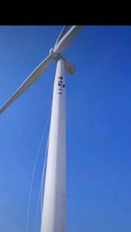 榆林國能佳縣50MW風(fēng)電場(chǎng)塔筒內(nèi)外壁清洗